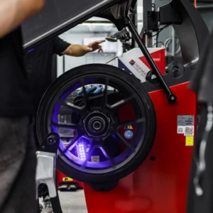 Balanced before the road — Every AEGIS RIM undergoes dynamic testing to ensure vibration-free performance and structural integrity. Final engineering validation before shipment of AEGIS RIM forged wheel.